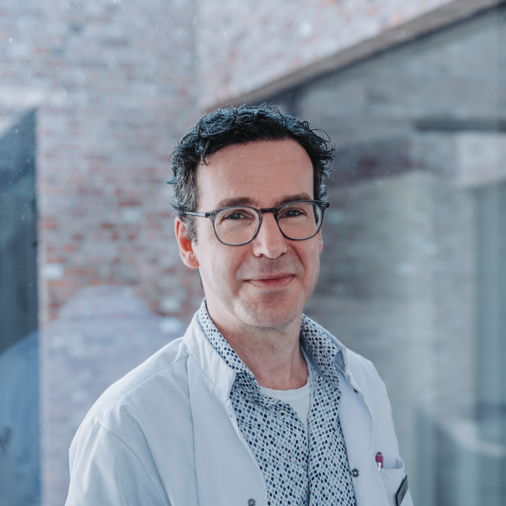 Optometrist Karel Eerens